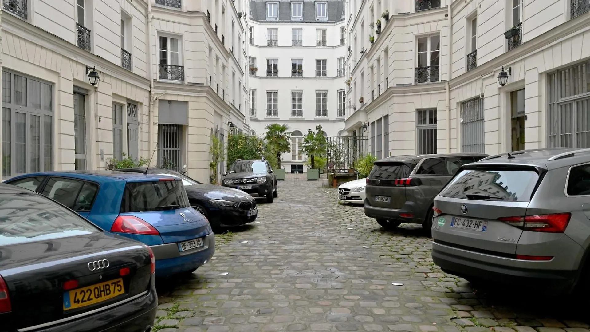 Et Spacieux Au Coeur De Paris