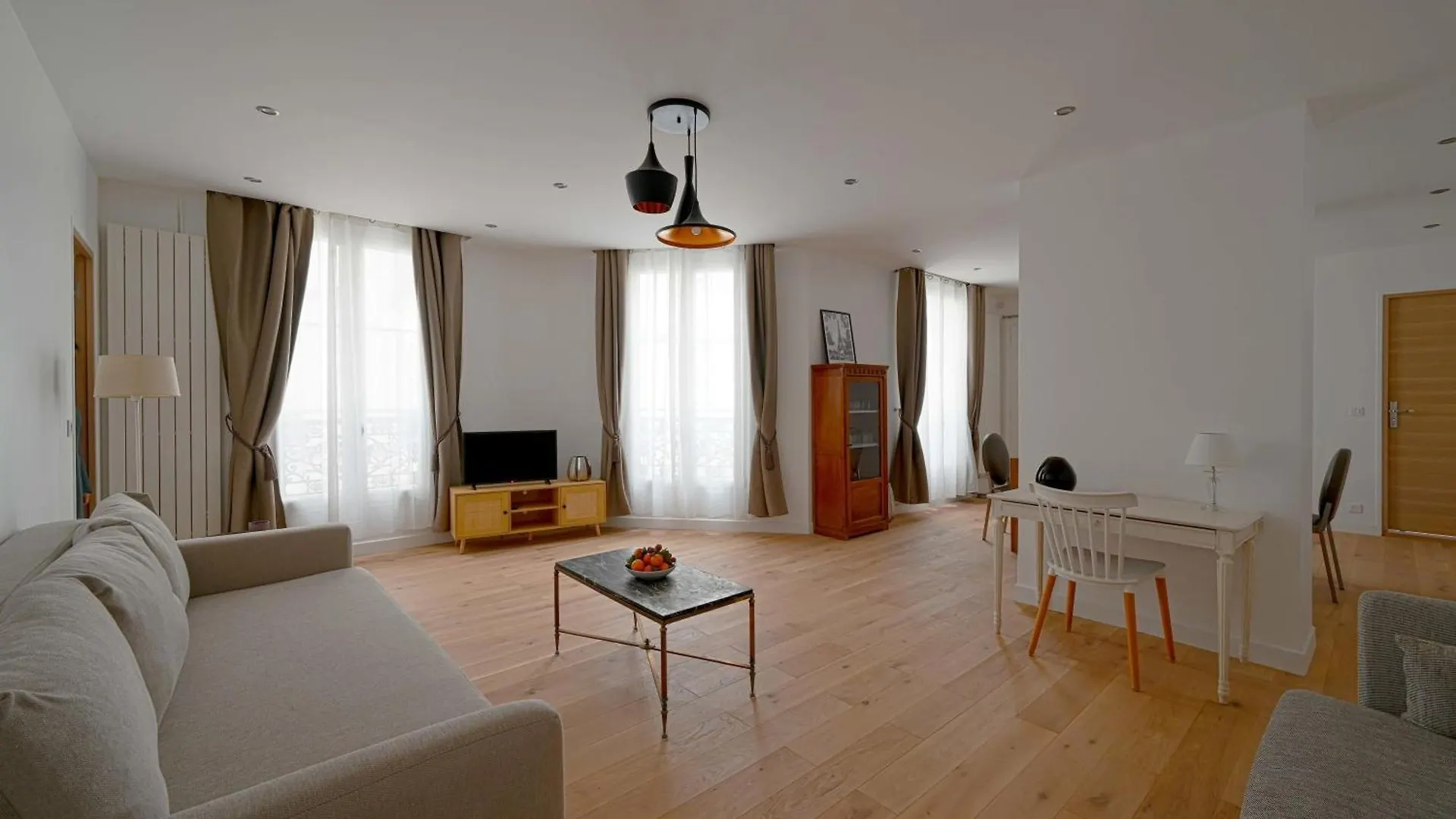 Apartment Et Spacieux Au Coeur De